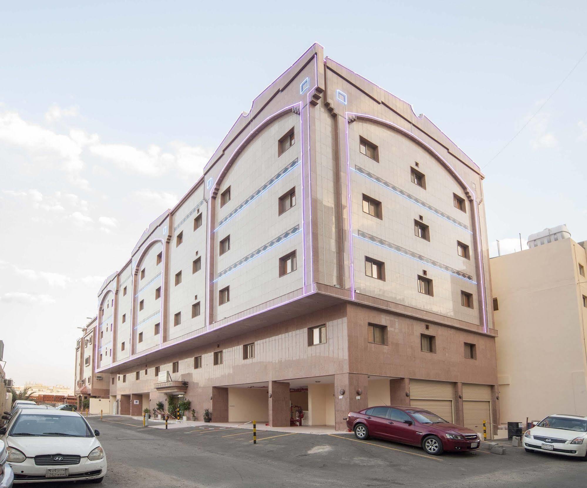 Al Ezzah Palace Hotel Suites Джидда Екстер'єр фото