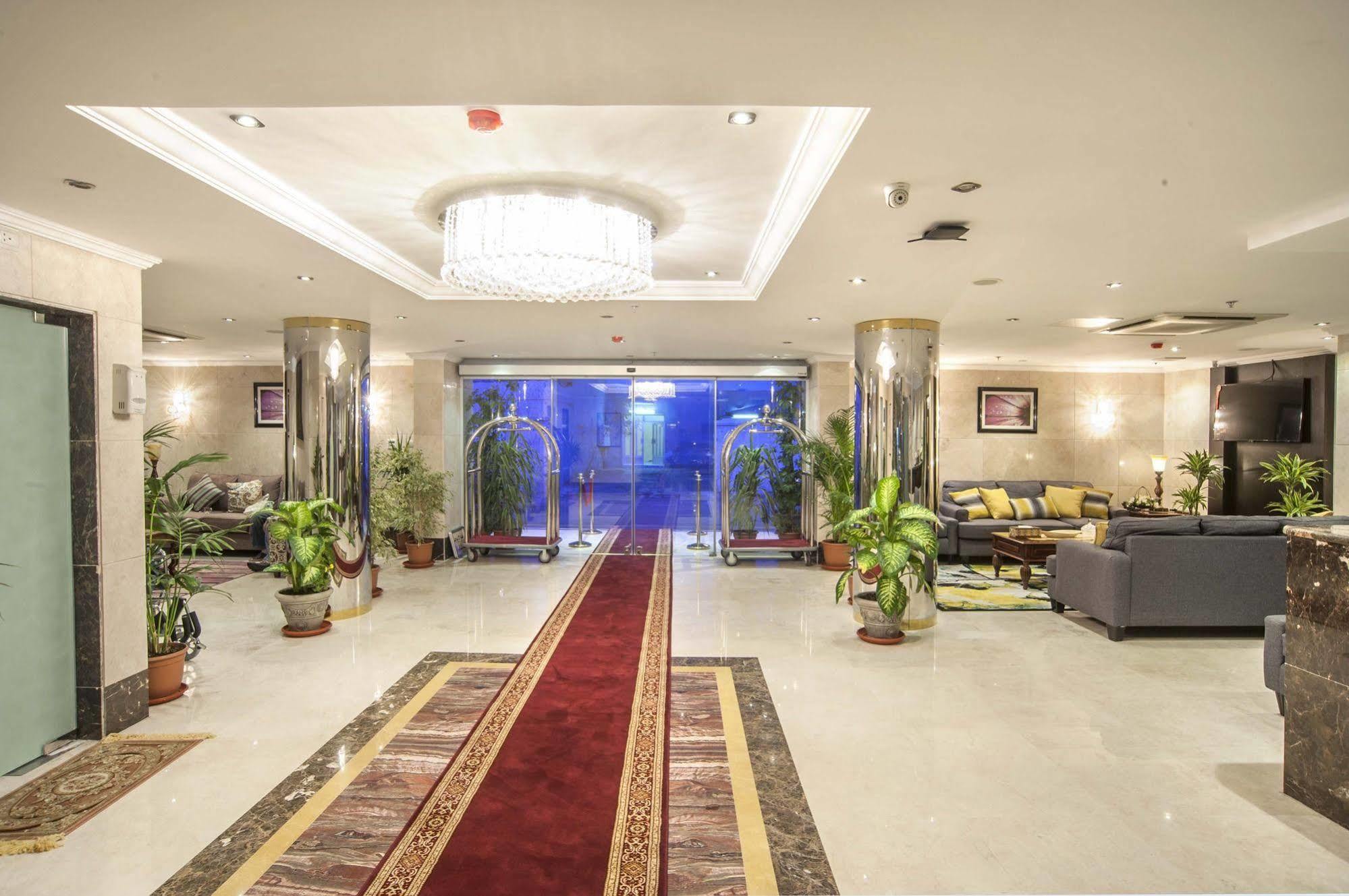 Al Ezzah Palace Hotel Suites Джидда Екстер'єр фото
